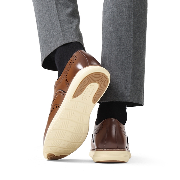 Men's Wide PU Leather Dress Sneakers - BROWN - 7